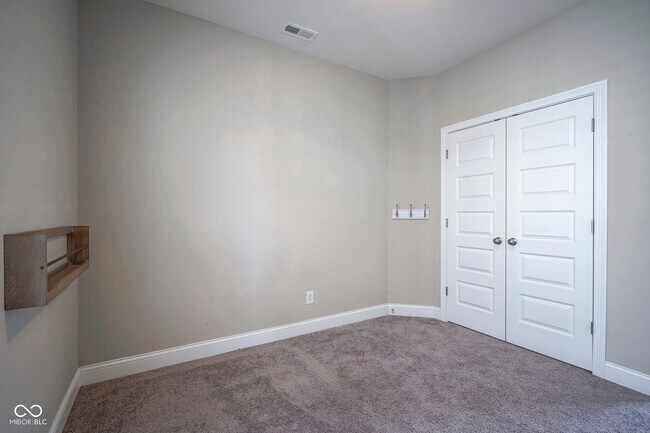 Building Photo - 7228 Broadacre Ct