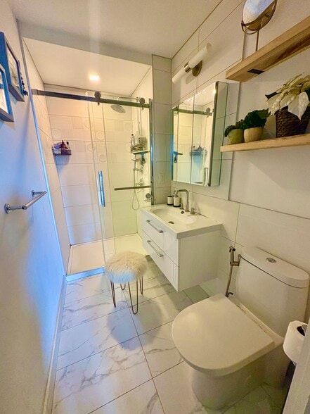 Master Bathroom - 380 Newark Ave