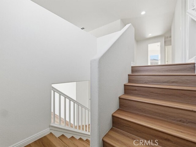 Building Photo - 2775 S Buena Vista Ave