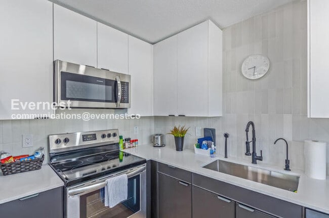 Building Photo - 4402 N 14th St