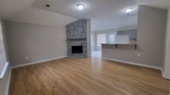 Building Photo - 6903 Gallop Dr