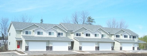 Building Photo - Willowbrook Townhomes