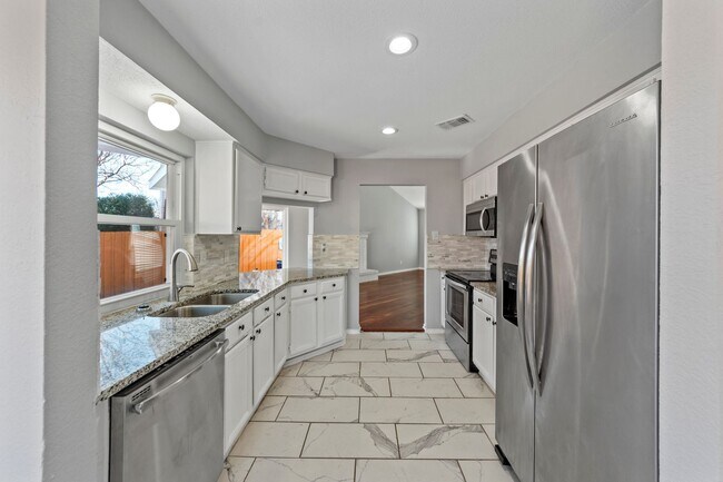 Building Photo - 128 Overbrook Dr