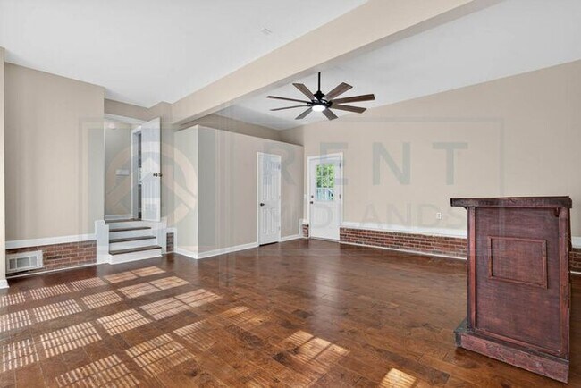 Building Photo - House in Northeast Columbia