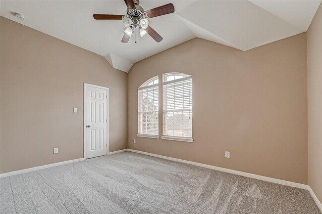 Building Photo - 16942 Langham Crossing Ln