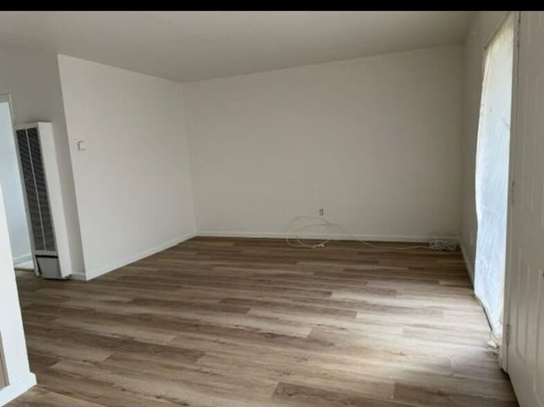 Building Photo - 1582 Crucero Dr
