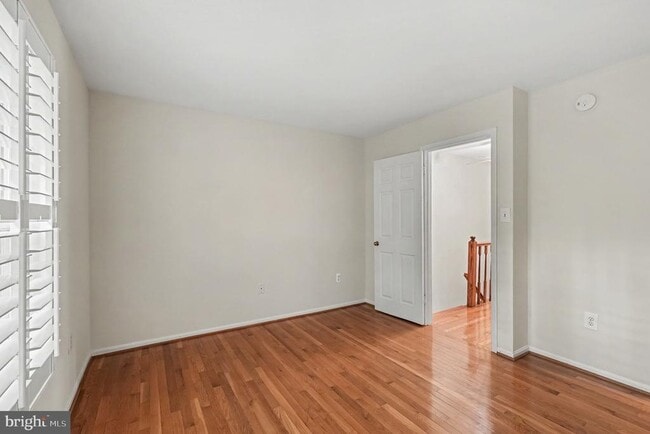 Building Photo - 15067 Maple Glen Ct