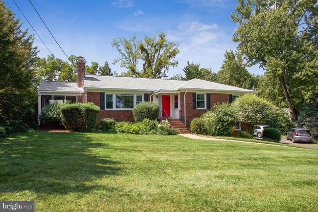 Building Photo - 3420 N Glebe Rd