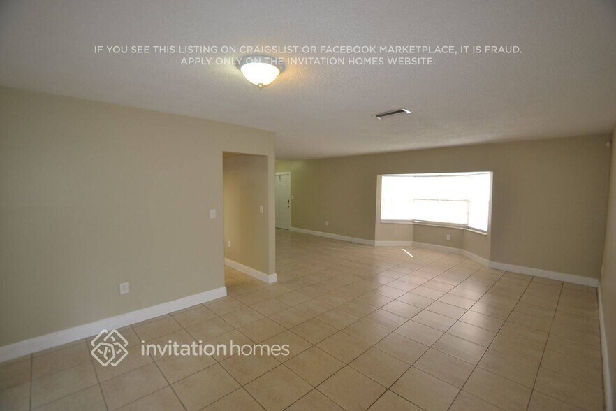 Building Photo - 8469 Windsor Dr