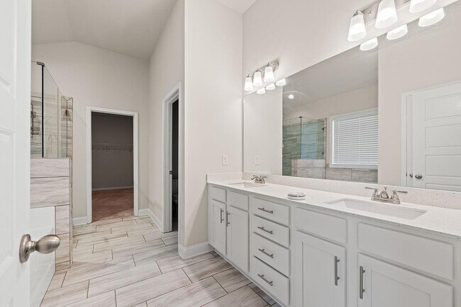 Building Photo - 4229 Brookmont Wy