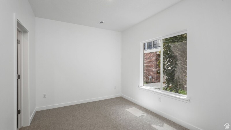 Building Photo - 12921 Trail