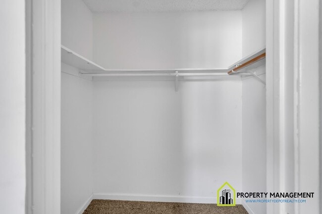 Building Photo - Remodeled 4-Bedroom Retreat with Large Backyard