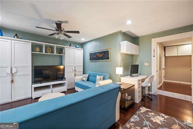 Building Photo - 2674 Farmstead Rd