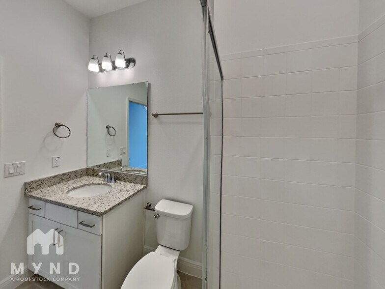 Building Photo - 750 MIDDLETON ST