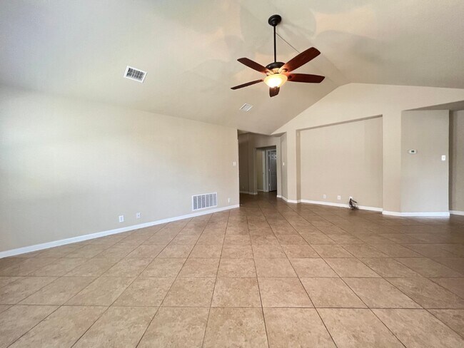 Building Photo - 1810 Laminar Creek Road