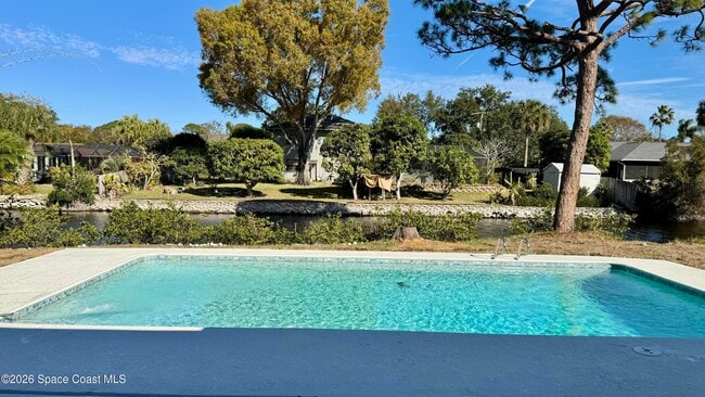 Building Photo - 540 Elliott Dr