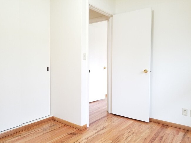 Building Photo - Cedar Hills Home on Large Lot with Fenced Backyard!!!