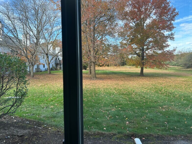 Building Photo - 1914 Aspen Dr