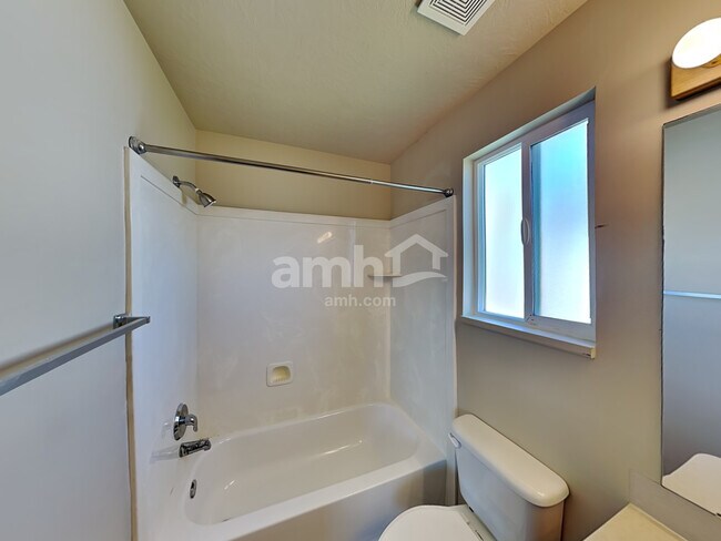 Building Photo - 2259 S 2635 W