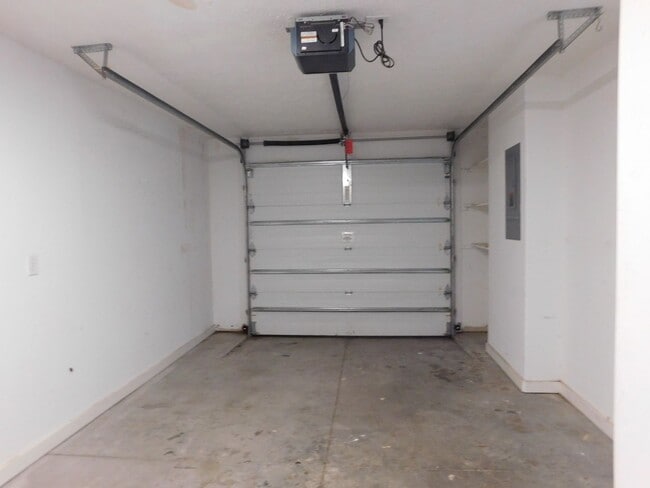 Building Photo - 4301 Arbor Green Way