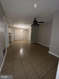 Building Photo - 25 Corona Ct