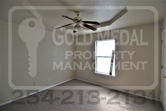 Building Photo - 2600 Lucille Dr