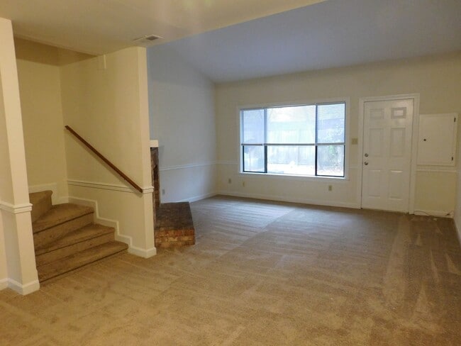 Building Photo - 1509 College Way