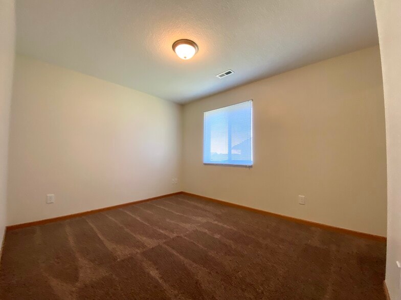 Building Photo - 1720 W Jester Park Dr