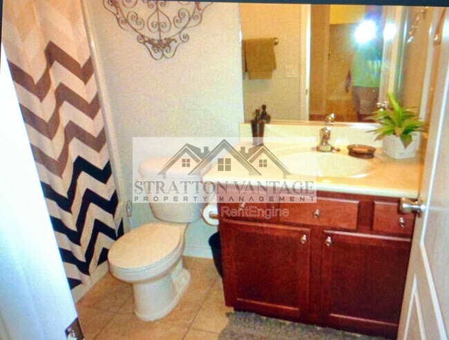 Building Photo - 24531 W Mobile Ln