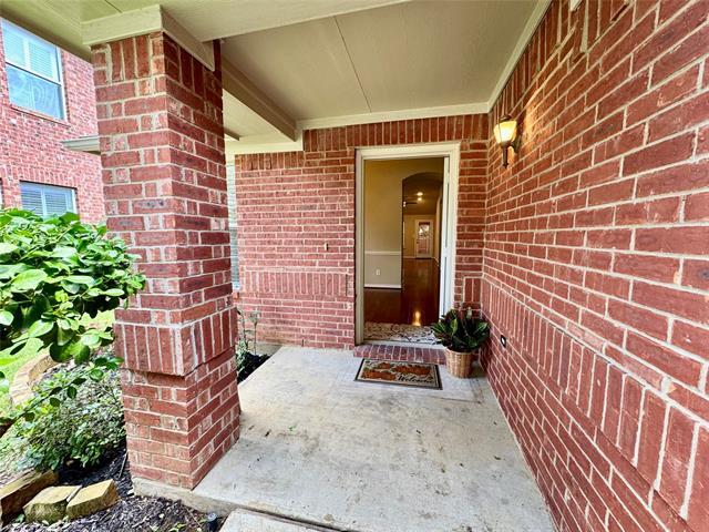 Building Photo - 3416 Versante Dr
