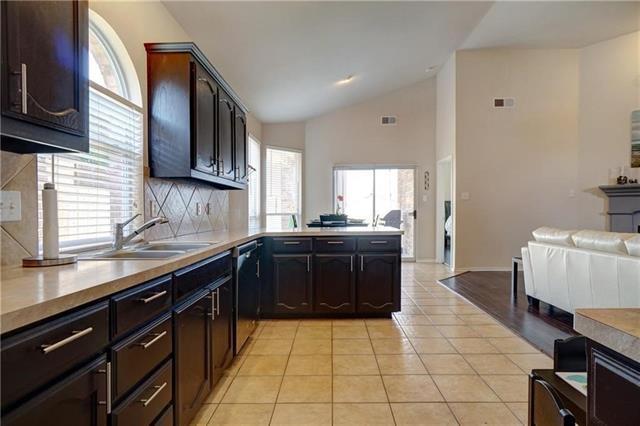 Building Photo - 12833 Danville Dr