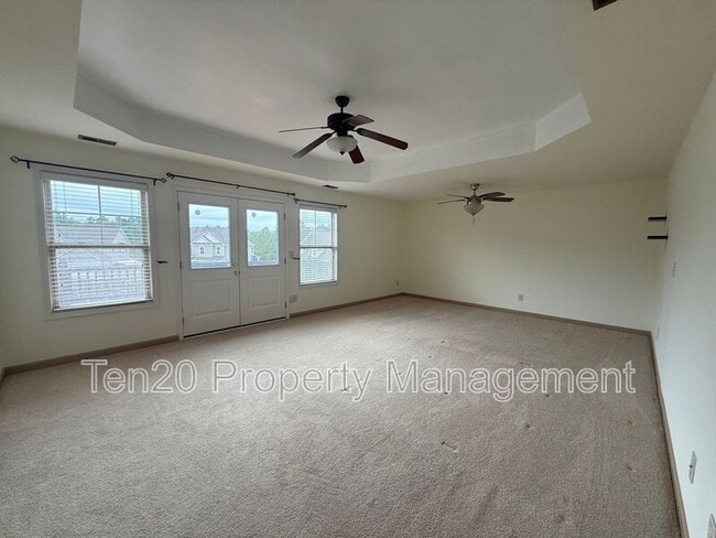 Building Photo - 25 Red Maple St