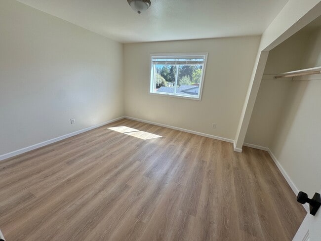 Building Photo - 3543 Movie Ln