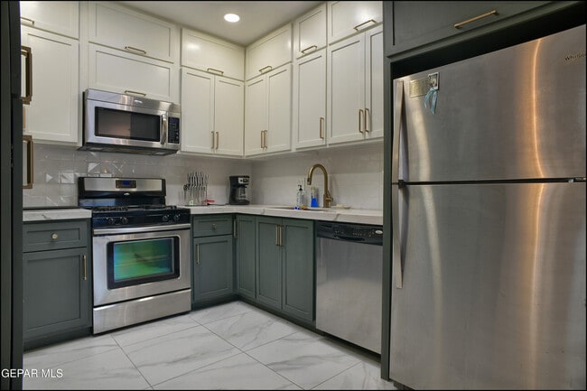 Building Photo - 237 N Alto Mesa Dr