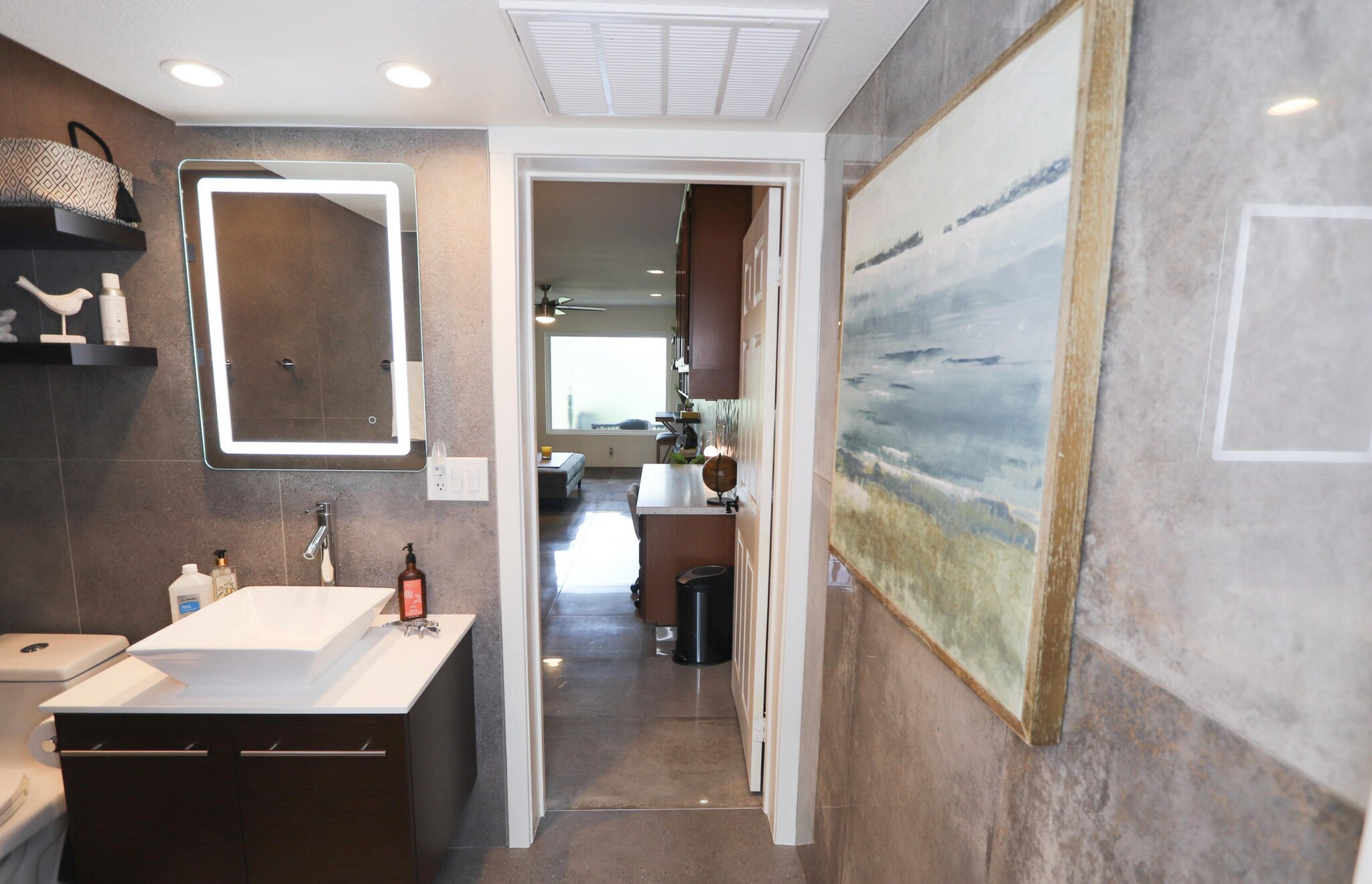 Building Photo - 9639 Spyglass Ave