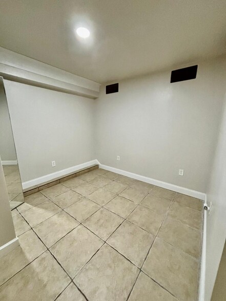 Building Photo - 59 Areca Dr