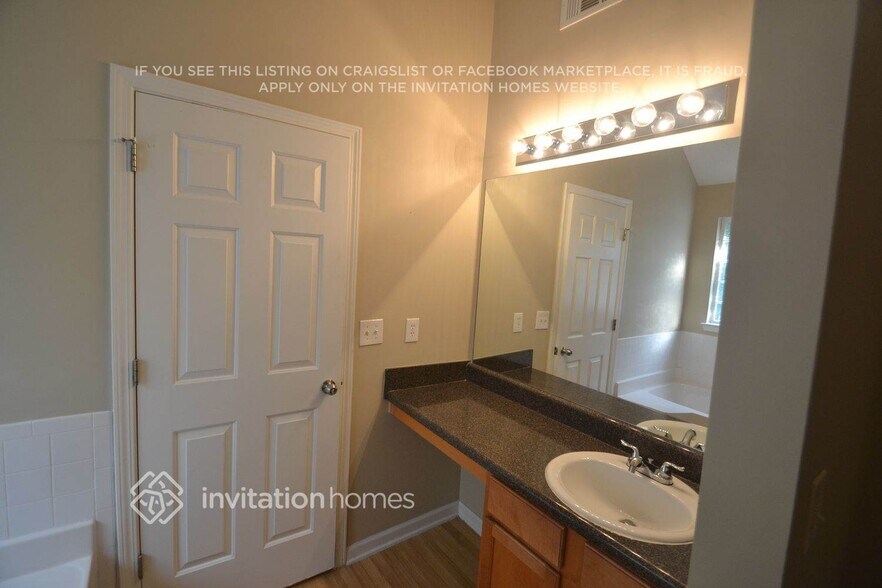 Building Photo - 4885 Bridle Point Pkwy