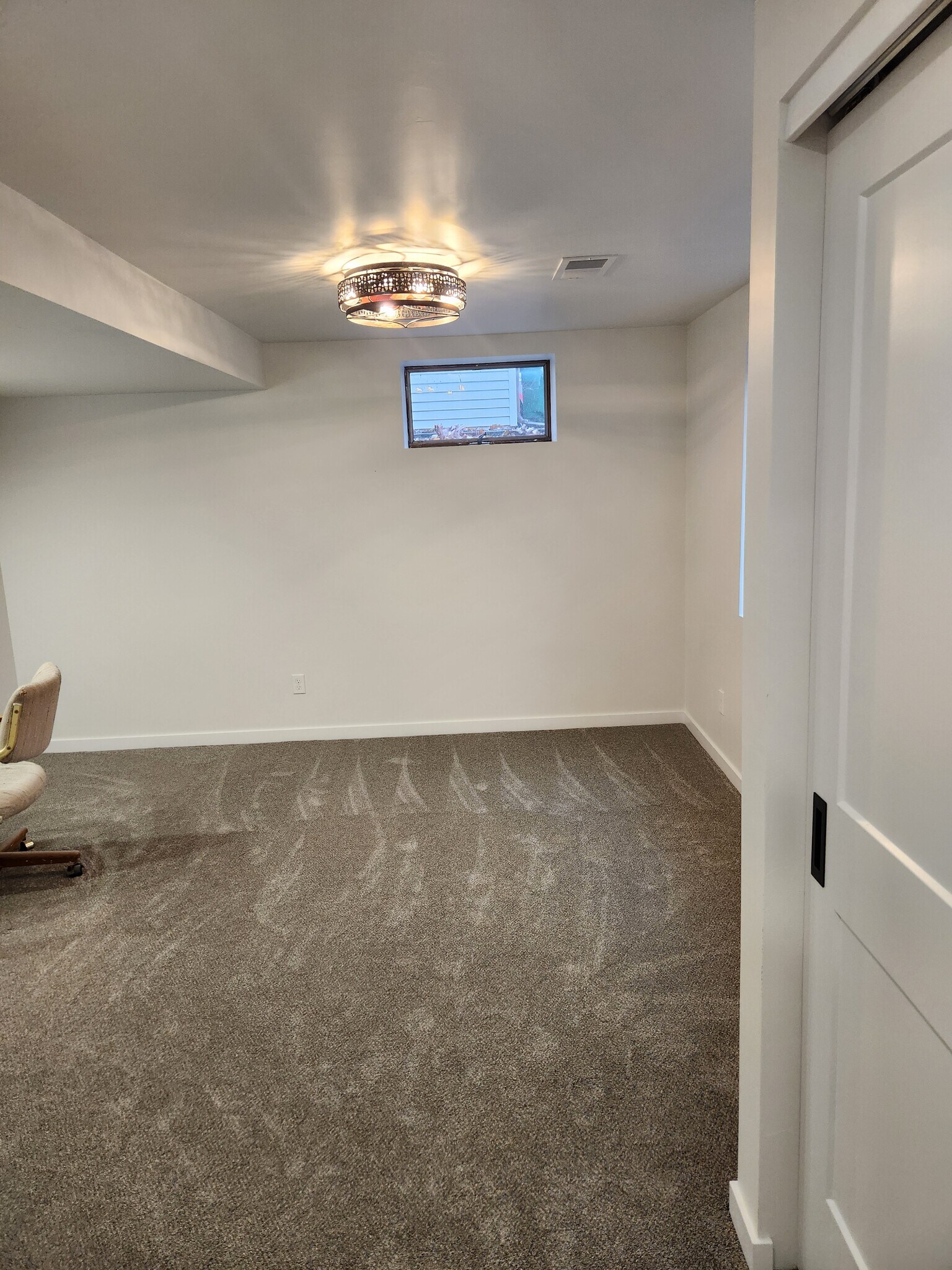 Building Photo - 3085 Summer Pl