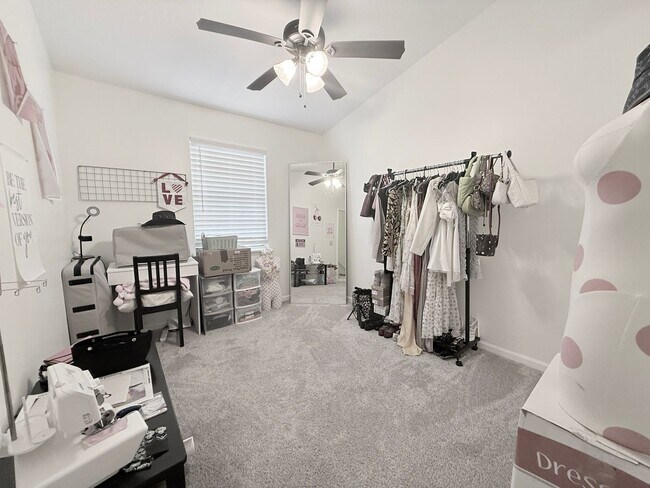 Building Photo - Peaceful Townhome in Fort Caroline with Fu...