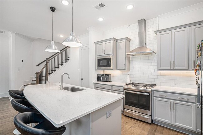 Building Photo - 2762 Bell Dr SE