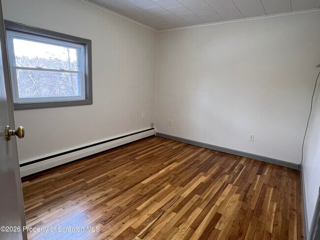 Building Photo - 214 Melrose Ave