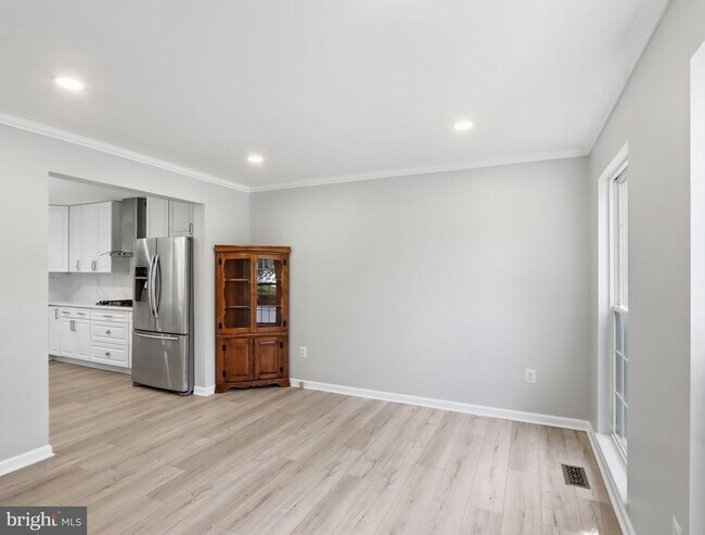 Building Photo - 8 Quails Nest Ct