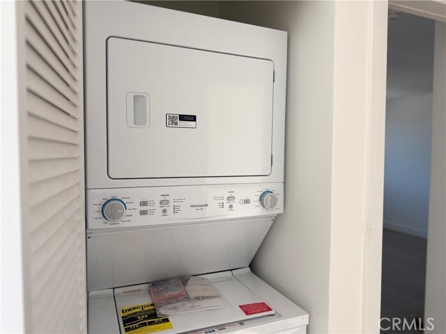 Building Photo - 22913 Sherman Way