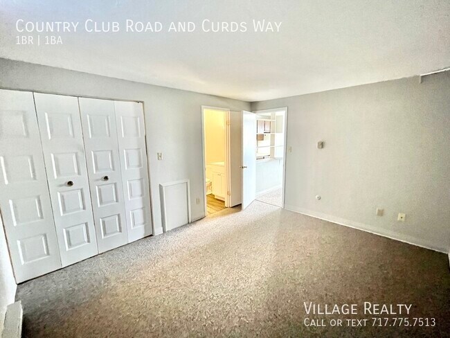 Building Photo - 681 Country Club Rd