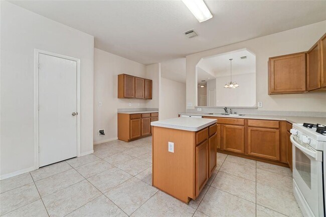 Building Photo - 2719 Durham Chase Ln
