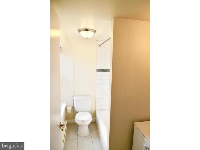 Building Photo - 415 S Broad St