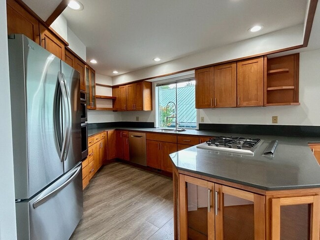 Building Photo - Capitol Hill Townhouse