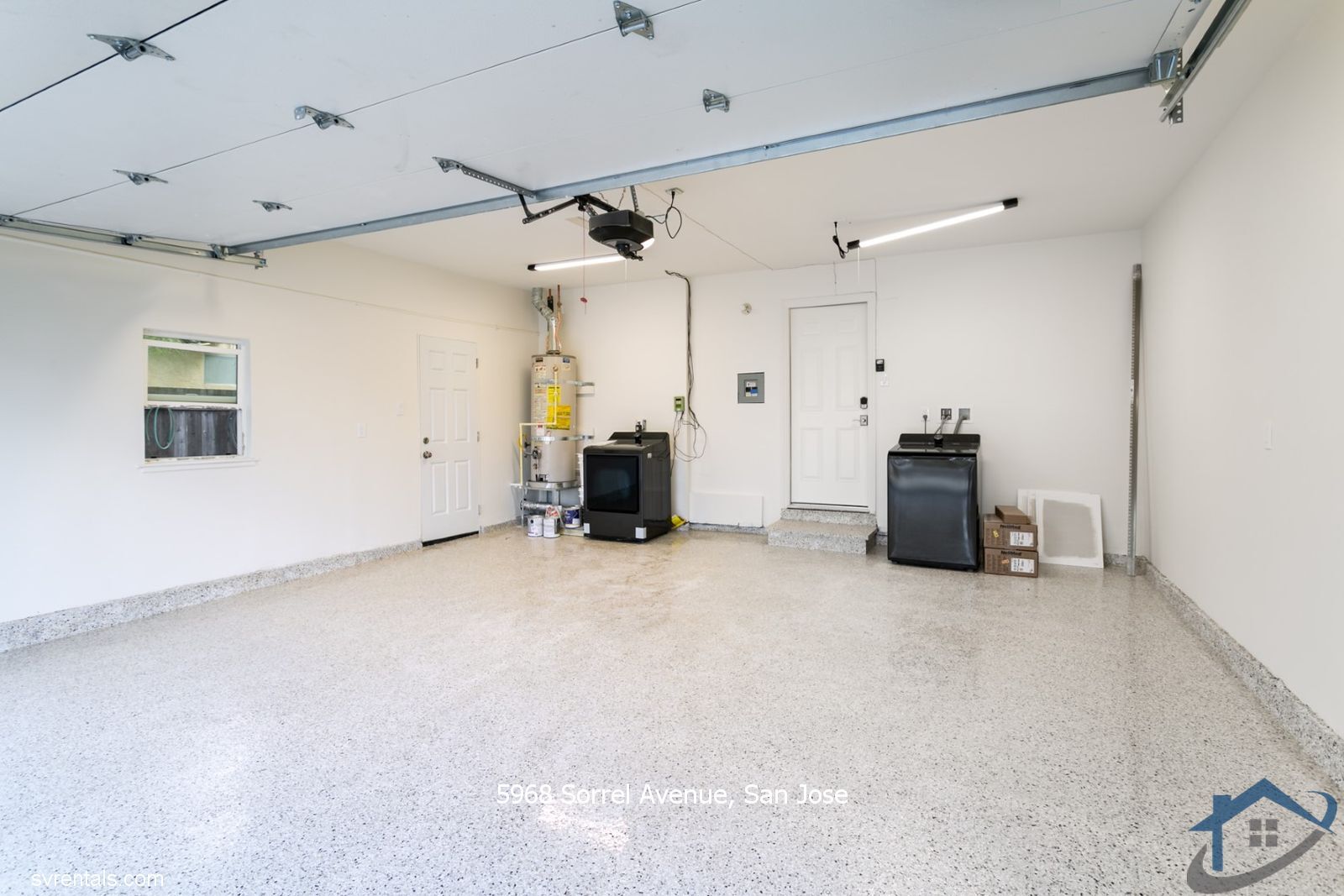 Building Photo - 5968 Sorrel Ave