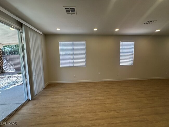 Building Photo - 2635 Cottonwillow St