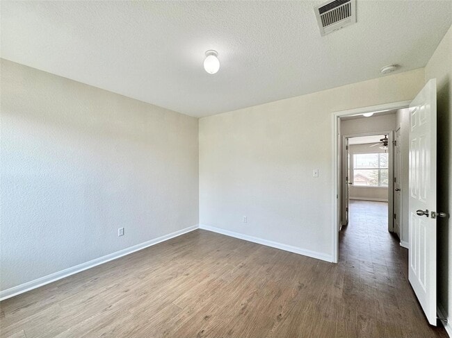 Building Photo - 1411 Bergin Ct